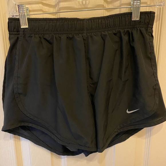 Nike Dry-fit shorts - Picture 1 of 3